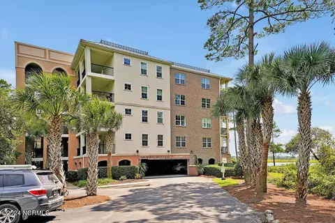 2100 Marsh Grove Ln UNIT 2407, Southport, NC 28461