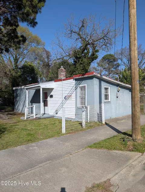 905 Nash St E, Wilson, NC 27893
