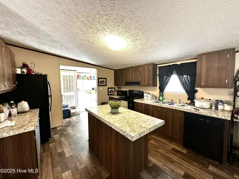 539 Queen St, Simpson, NC 27879 photo 3