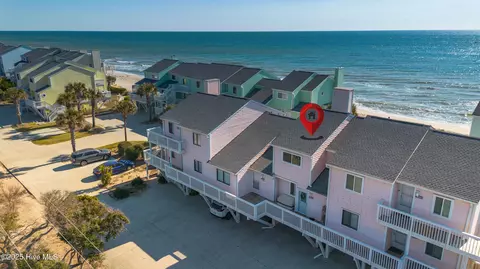 1604 Sand Dollar Ct, Kure Beach, NC 28449