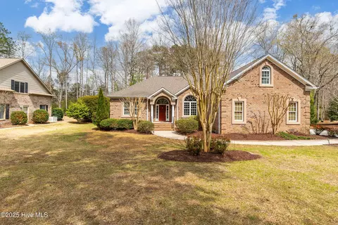 207 Pungo Ln, Chocowinity, NC 27817