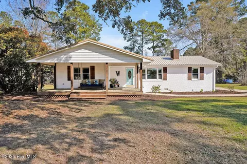 2146 Boones Neck Rd SW, Supply, NC 28462