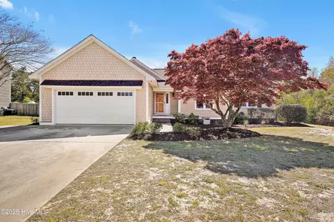 216 Land Line Dr, Wilmington, NC 28411