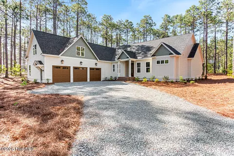 2148 Midland Rd, Southern Pines, NC 28387