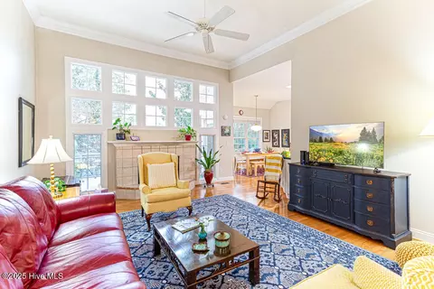 Living - 6 Sassafras Ln, Pinehurst, NC 28374 photo 2 of 3