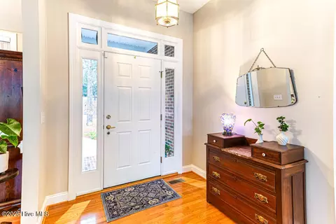 Entry Way - 6 Sassafras Ln, Pinehurst, NC 28374 photo 1 of 1