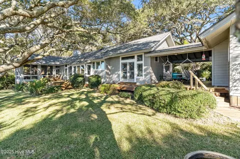 3521 Windy Point Rd SW, Supply, NC 28462