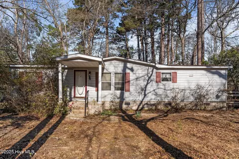 95 Remington Rd, Rocky Point, NC 28457