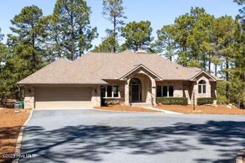 86 Sakonnet Trl, Pinehurst, NC 28374