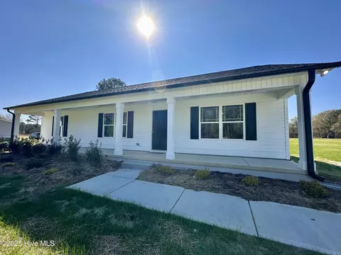 323 Red Hill Rd, Fremont, NC 27830