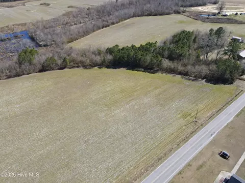 8047 Bear Grass Rd, Robersonville, NC 27871
