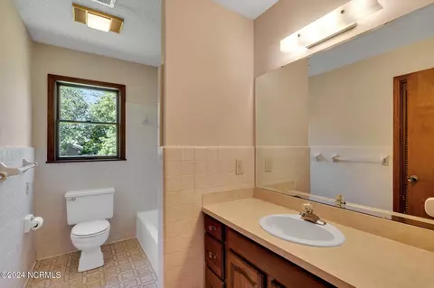 108 Inlet Ct, Hampstead, NC 28443 photo 37