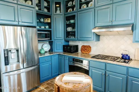 Kitchen - 415 Handys Point Ln, Bath, NC 27808 photo 8 of 8