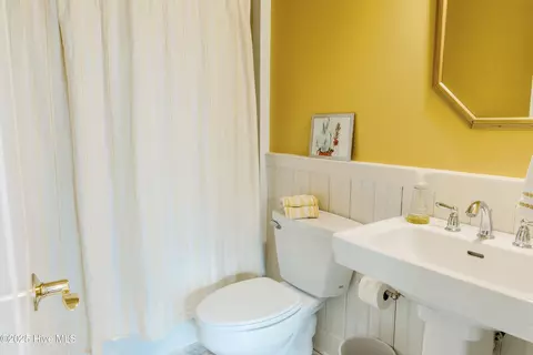 Bath - 415 Handys Point Ln, Bath, NC 27808 photo 8 of 8