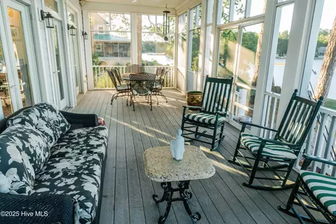 Exterior - 415 Handys Point Ln, Bath, NC 27808 photo 5 of 11