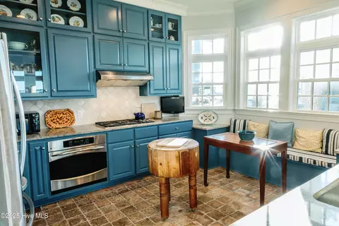 Kitchen - 415 Handys Point Ln, Bath, NC 27808 photo 2 of 8