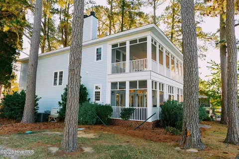 Exterior - 415 Handys Point Ln, Bath, NC 27808 photo 1 of 11