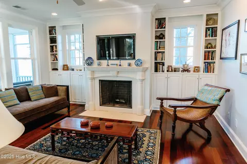 Living - 415 Handys Point Ln, Bath, NC 27808 photo 6 of 6