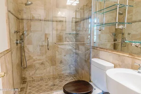 Bath - 415 Handys Point Ln, Bath, NC 27808 photo 1 of 8