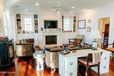 Living - 415 Handys Point Ln, Bath, NC 27808 photo 5 of 6