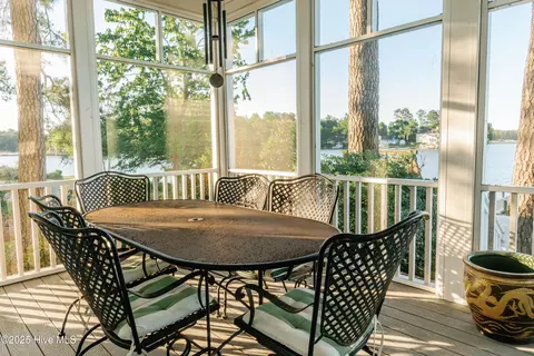 Exterior - 415 Handys Point Ln, Bath, NC 27808 photo 6 of 11