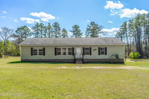 154 Boone Dr, Carthage, NC 28327