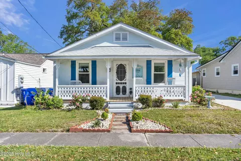 208 Lumberton Ave, Carolina Beach, NC 28428