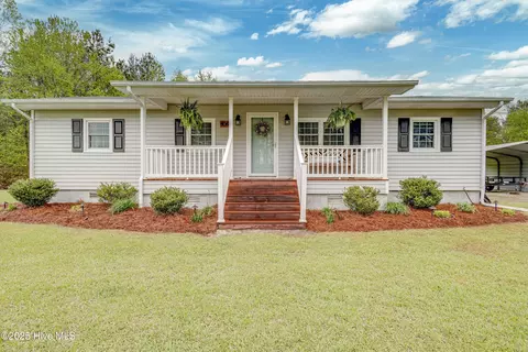 4043 Ten Mile Fork Rd, Pollocksville, NC 28573