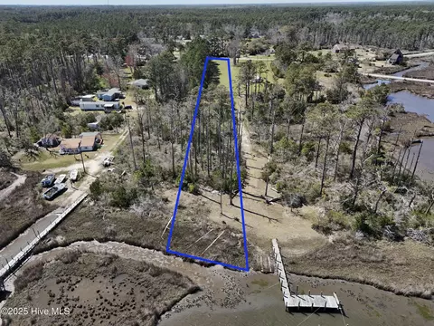 495 Marshallberg Rd, Smyrna, NC 28579