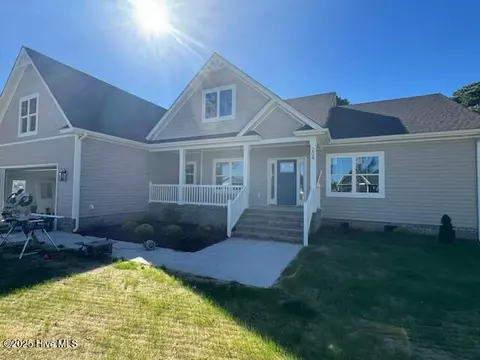 204 Augusta Dr, Grandy, NC 27939