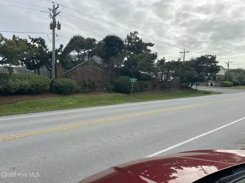 283 Salter Path Rd #112, Pine Knoll Shores, NC 28512