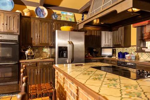 Kitchen - 903 Robert St, Windsor, NC 27983 photo 3 of 8