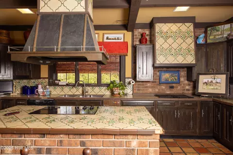 Kitchen - 903 Robert St, Windsor, NC 27983 photo 4 of 8