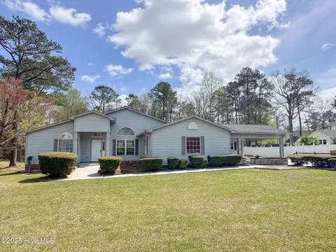 428 Ridge Rd, Jacksonville, NC 28540