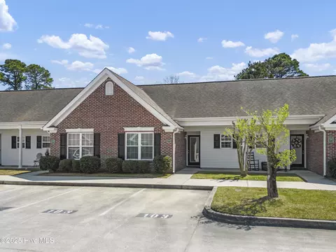 3008 Lauren Place Dr #103, Wilmington, NC 28405