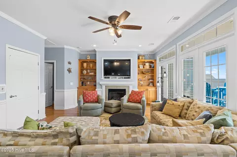 Living - 352 E Second St, Ocean Isle Beach, NC 28469 photo 1 of 7