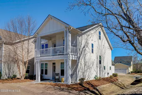 632 Countryside Ln, Wilmington, NC 28411
