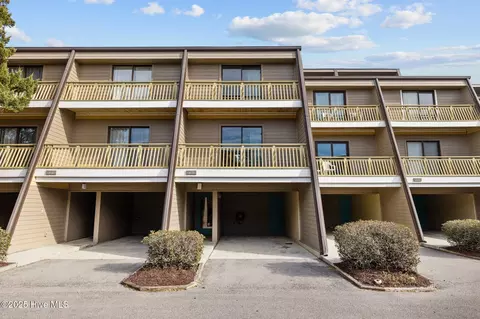 545 Salter Path Rd #J - 3, Pine Knoll Shores, NC 28512