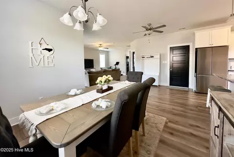 Dining - 100 Baker Rd, Hubert, NC 28539 photo 3 of 3