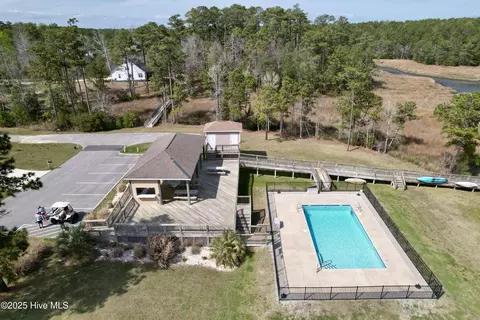 Exterior - 100 Baker Rd, Hubert, NC 28539 photo 10 of 11