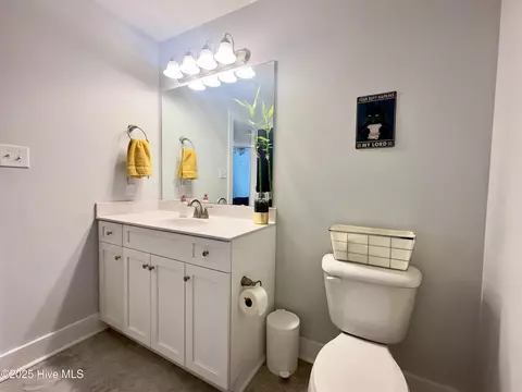 Bath - 100 Baker Rd, Hubert, NC 28539 photo 6 of 11