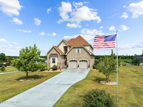 4396 Johnson Place Rd, Kinston, NC 28501