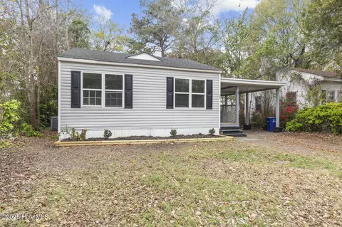 125 Preston Rd, Jacksonville, NC 28540