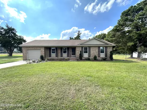 4619 Windsor Rd, Elm City, NC 27822