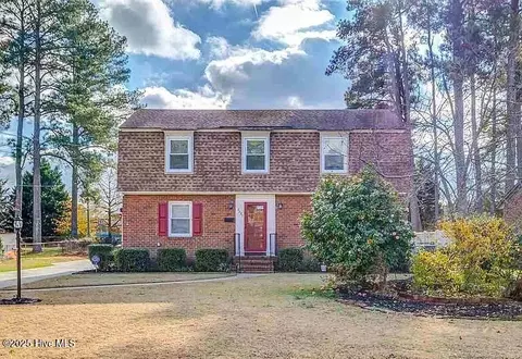 3225 Ridgecrest Dr, Rocky Mount, NC 27803