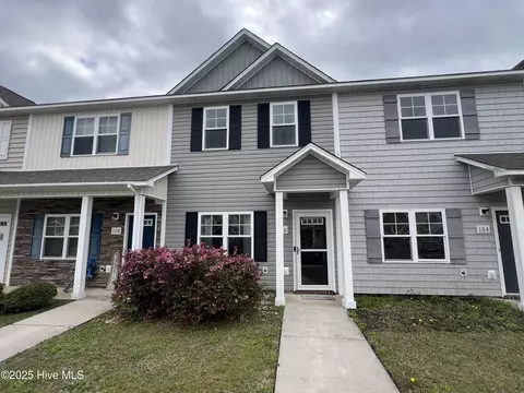 106 Justice Farm Dr, Sneads Ferry, NC 28460