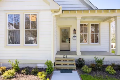 128 E Gale St, Edenton, NC 27932 photo 3