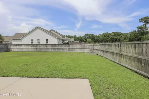 420 Aurora Pl, Hampstead, NC 28443 photo 10