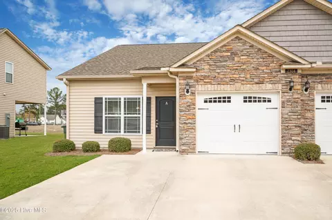 2304 Sweet Bay Dr #A, Greenville, NC 27834