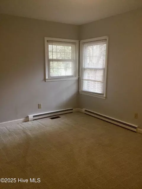 Bedroom - 410 N Currant St, Pinebluff, NC 28373 photo 4 of 4